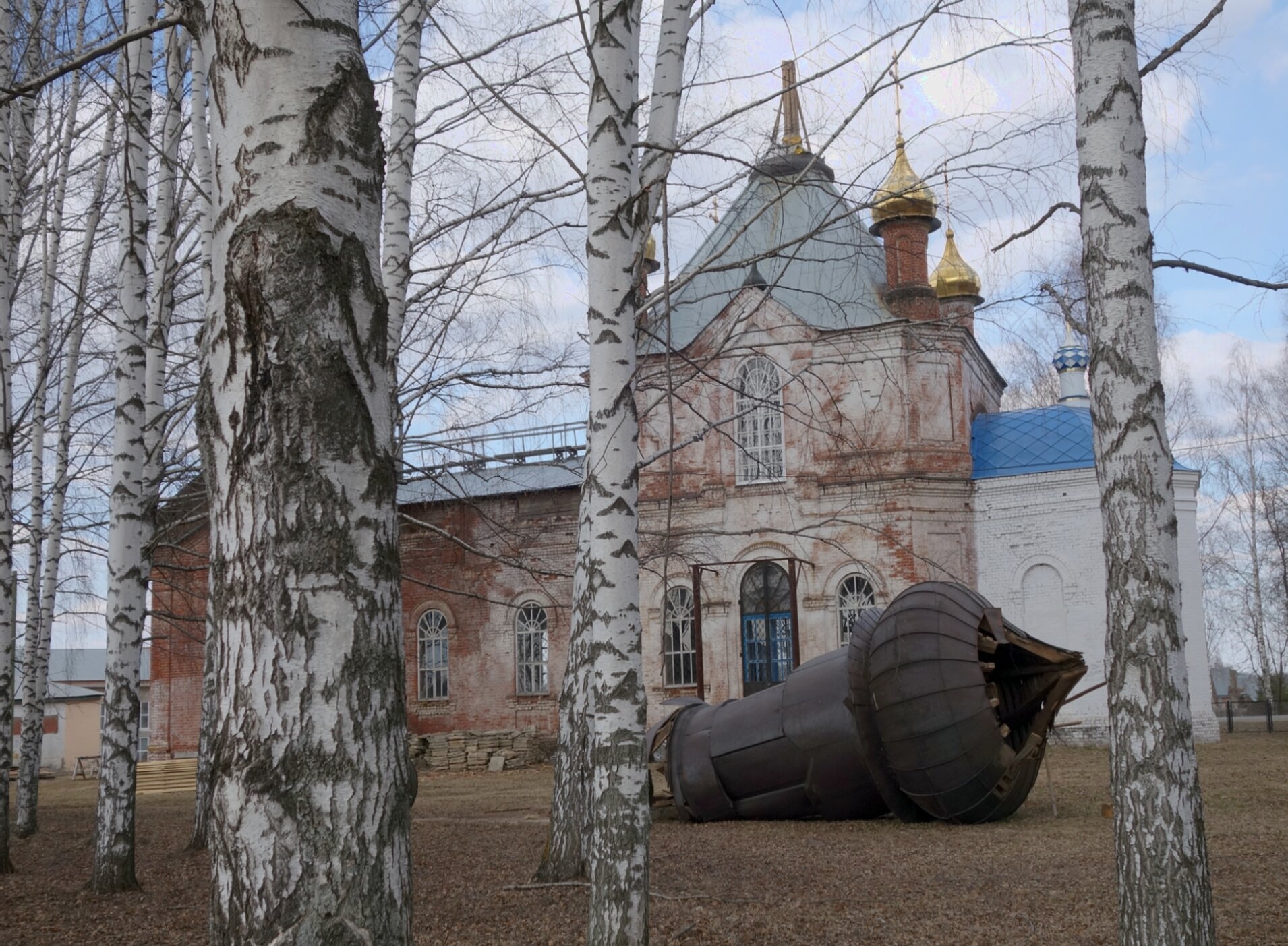 Церковь Воздвижения Креста Господня в Верх-Боровском