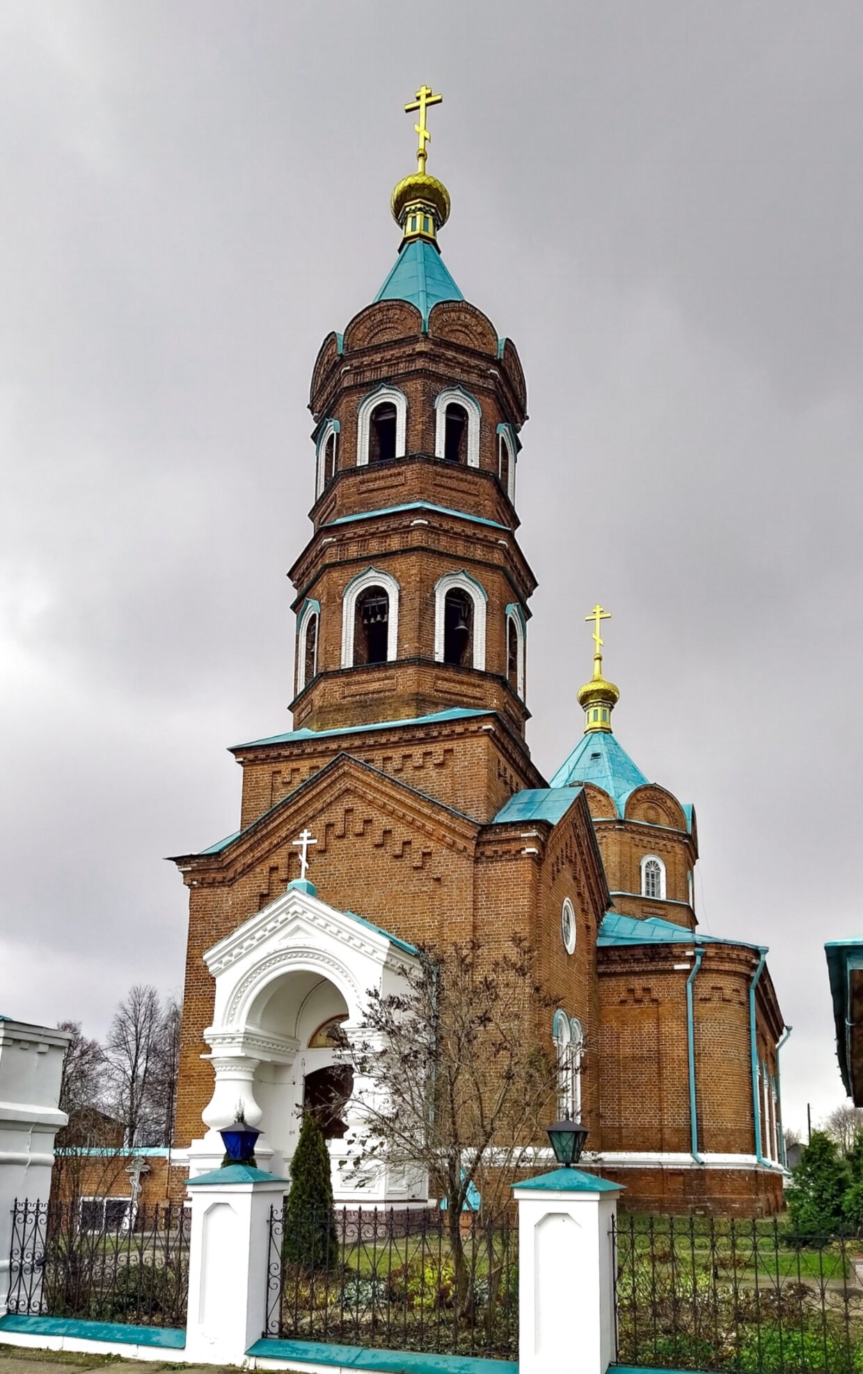 Троицкая церковь в селе Безводное