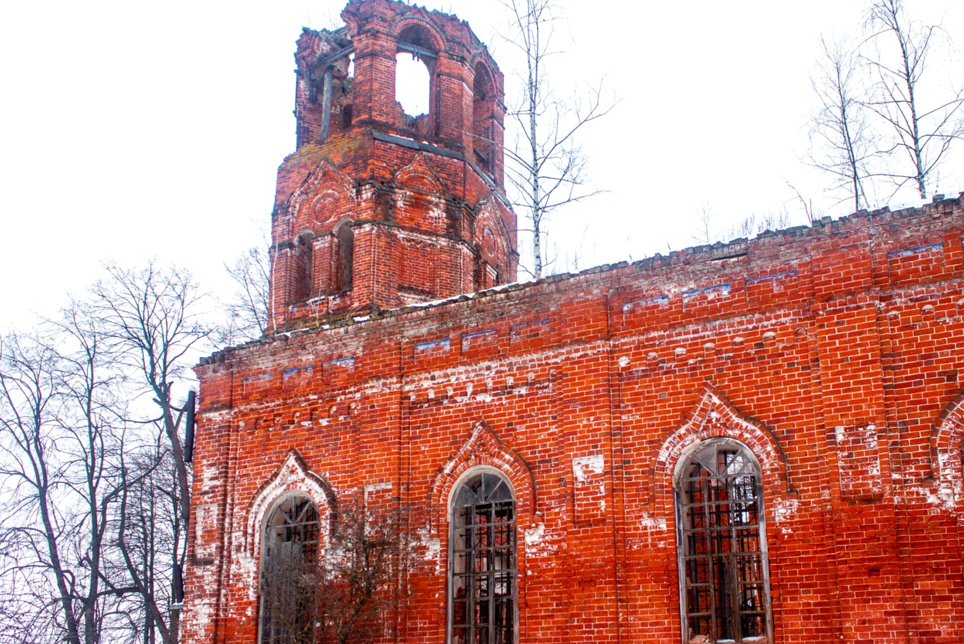 Спасо-Преображенская церковь в селе Сухаренки