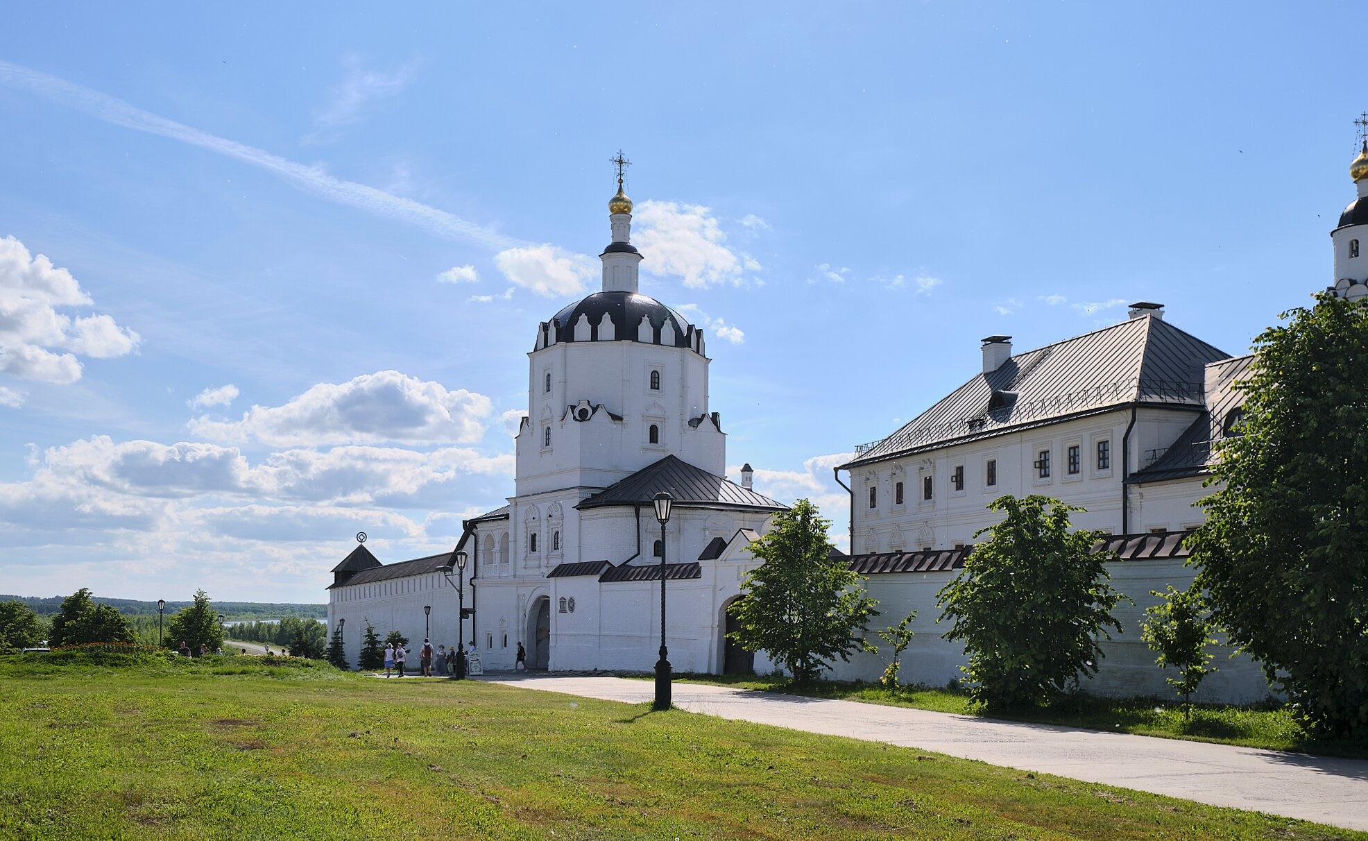 Надвратный храм Вознесения Господня Свияжского Богородице-Успенского монастыря