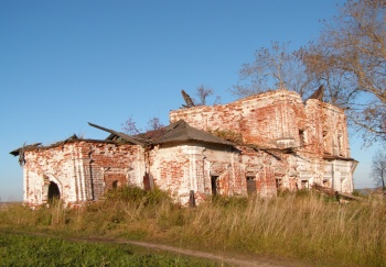 Церковь Дмитрия Солунского в Ломоносово - история в фотографиях