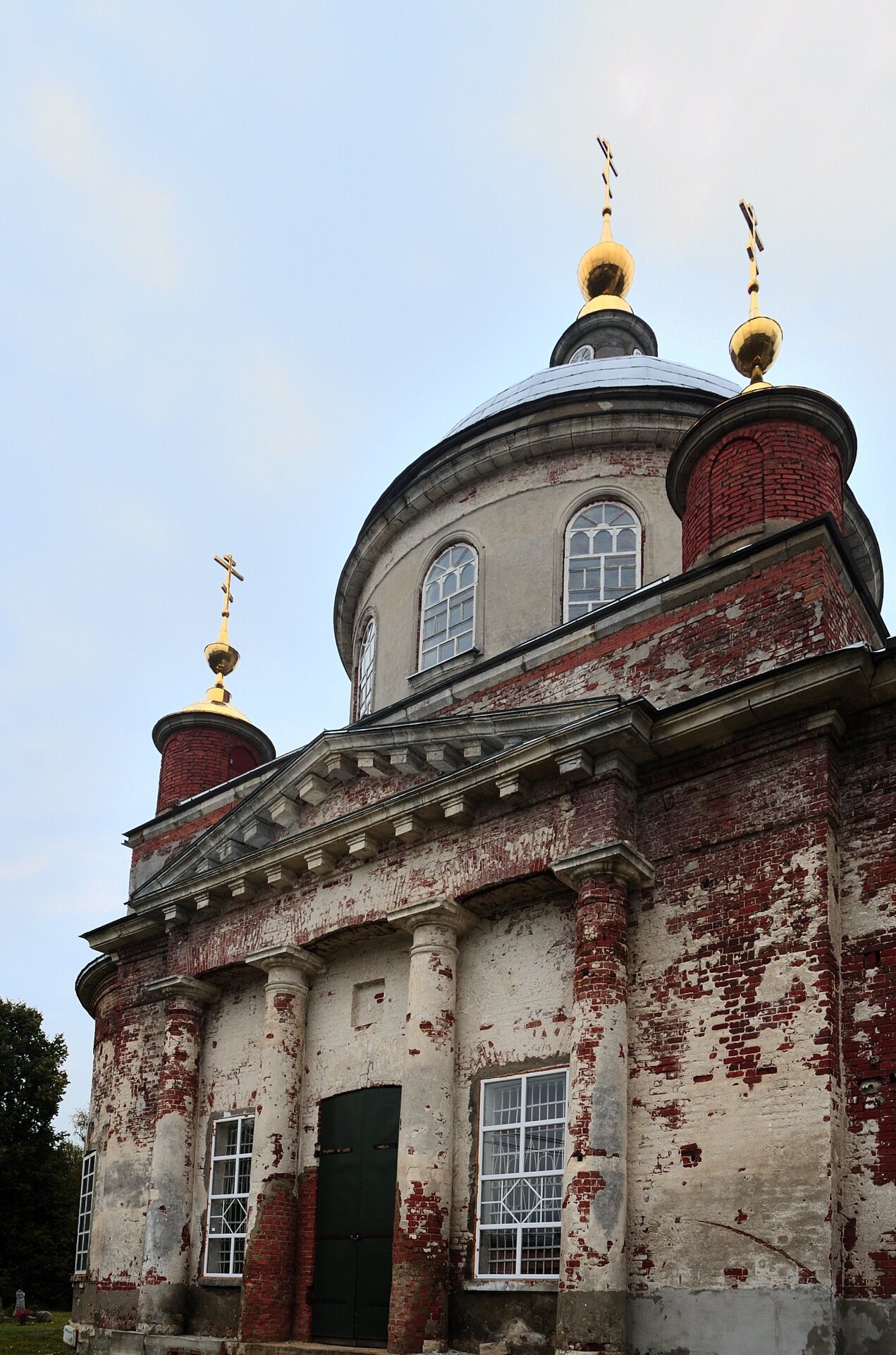 Церковь Преображения Господня в селе Квашёнки