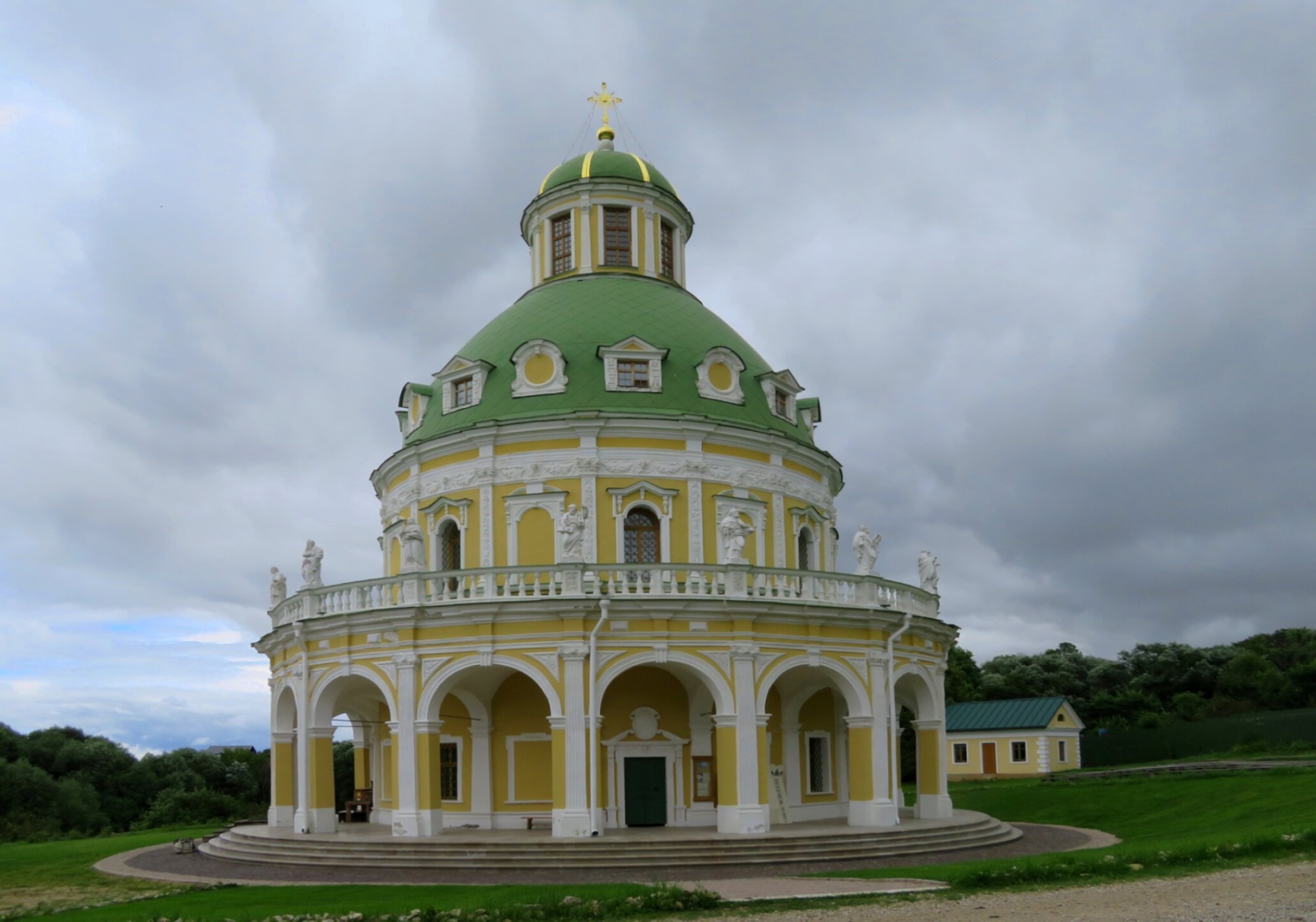 Храм Рождества Пресвятой Богородицы в Подмоклово