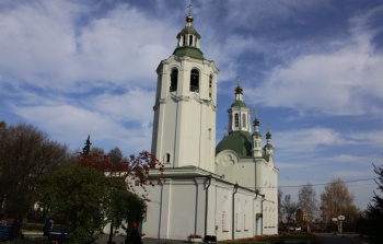 Крестовоздвиженская церковь в Тюмени - православный храм
