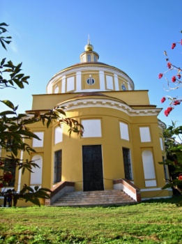 Храм Святителя Николая Чудотворца в усадьбе Никольское-Гагарино