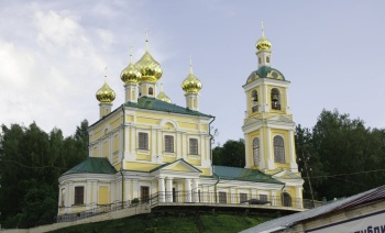 Воскресенская церковь в городе Плёс