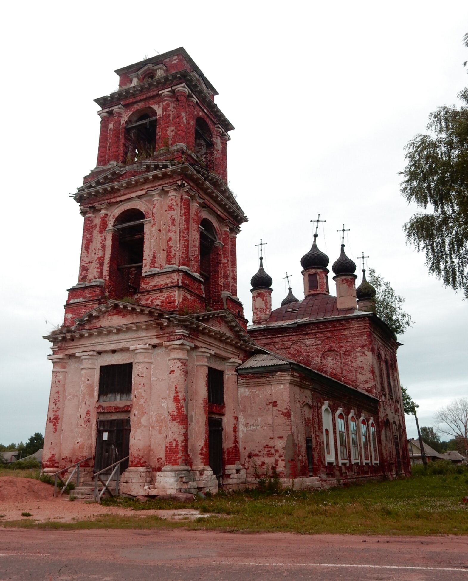 Вознесенская церковь в Лацком (2016)