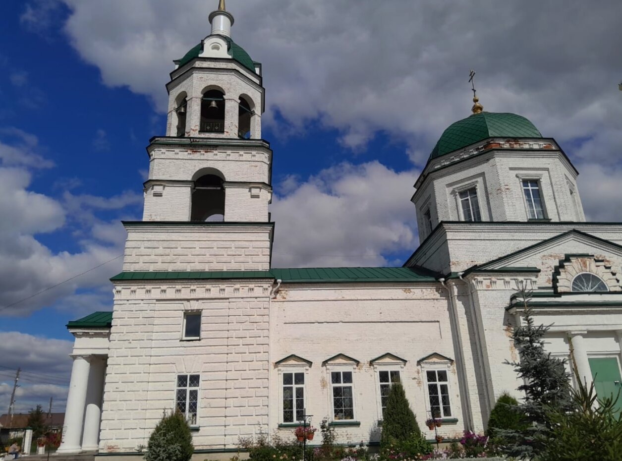 Свято-Никольский храм в селе Завьялово