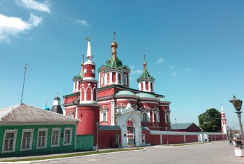 Успенский Брусенский женский монастырь в Коломне