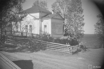 Церковь Всех Святых Важеозерского монастыря на исторической фотографии