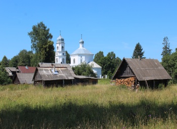 Храм Казанской иконы Божией Матери в селе Залазино