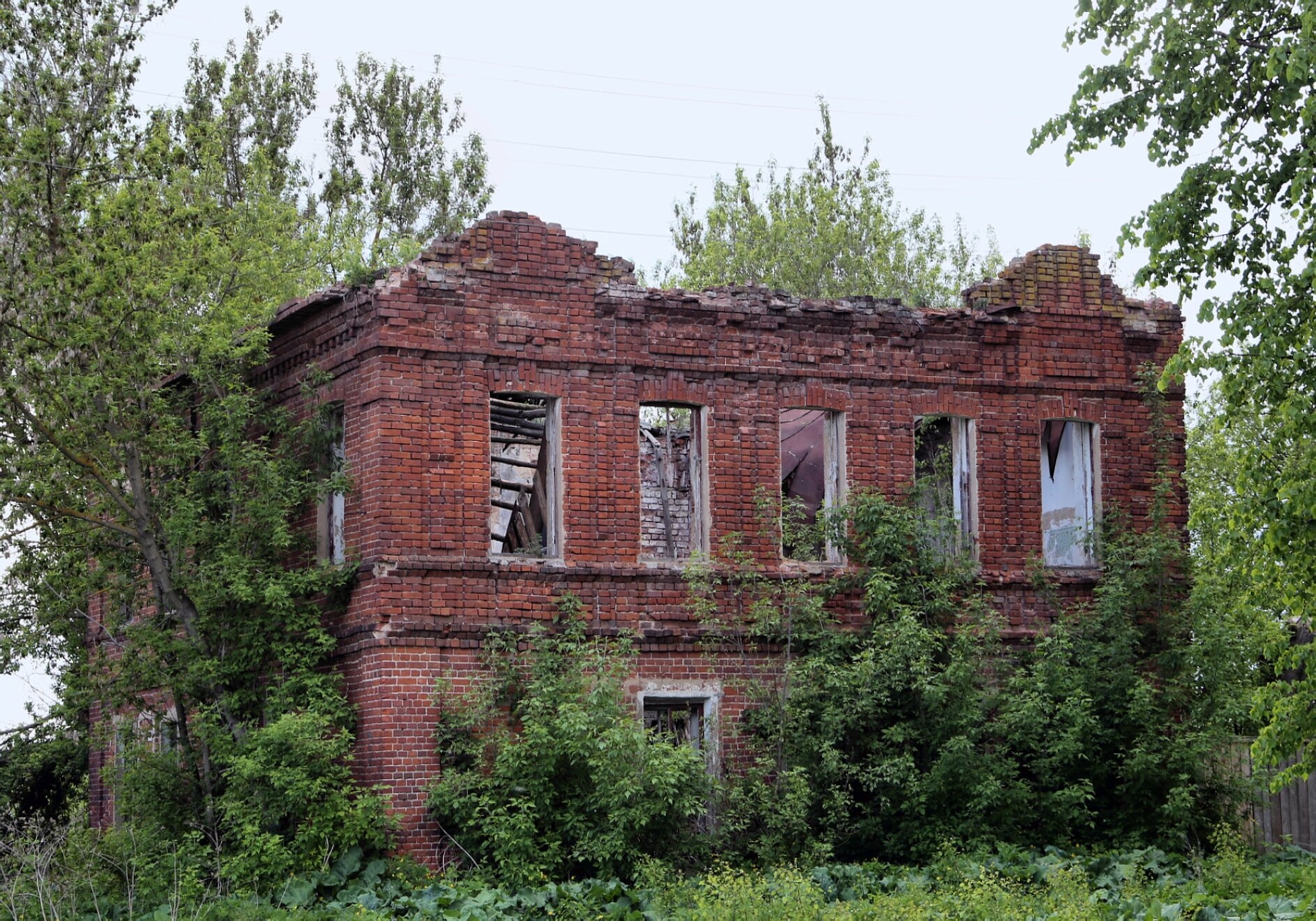 Троицкая церковь в Назорном - история в фотографиях