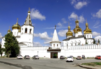 Свято-Троицкий мужской монастырь в Тюмени