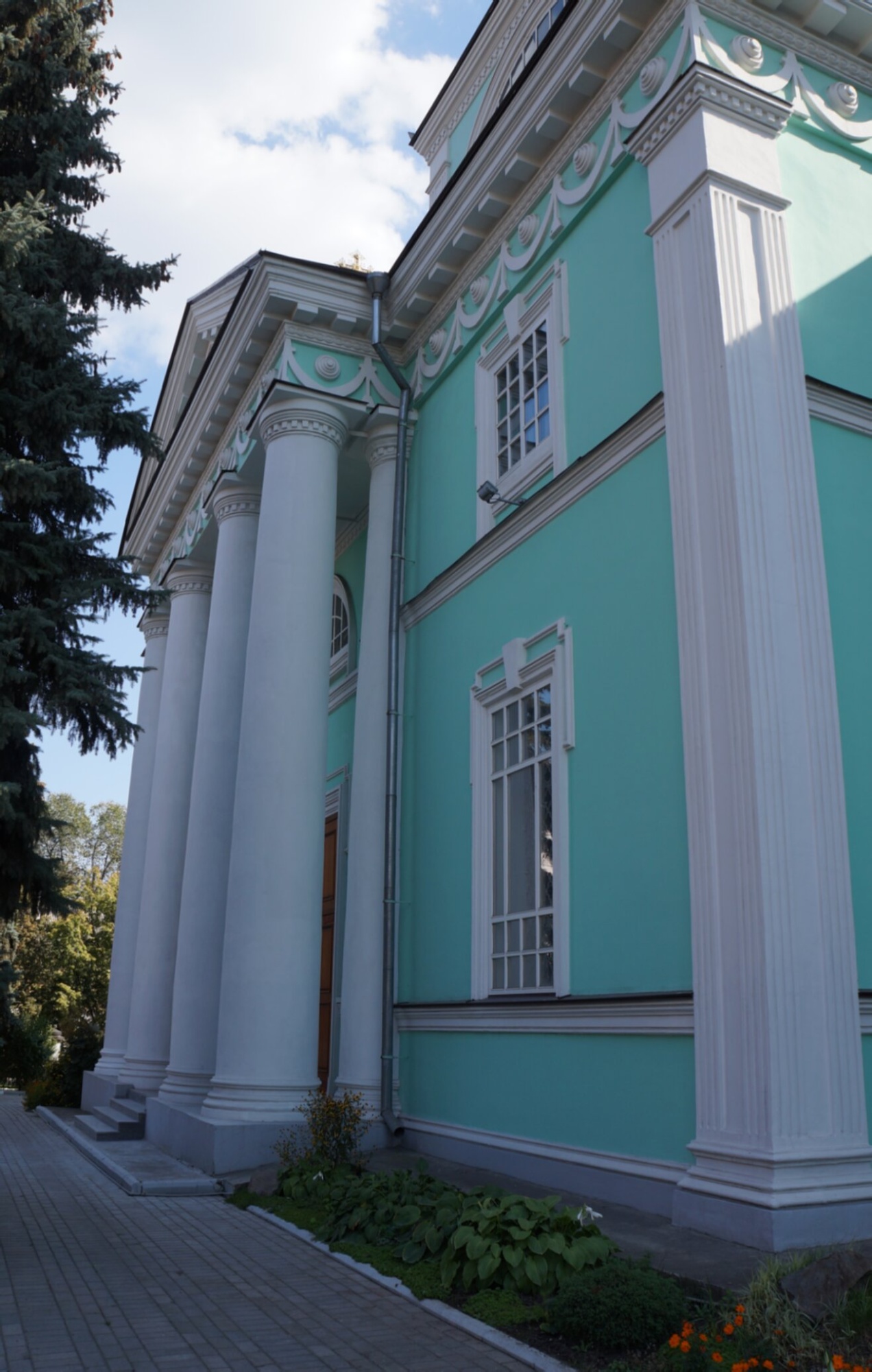 Спасо-Преображенский кафедральный собор в Белгороде