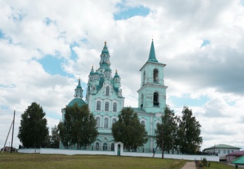 Храм Преображения Господня в Нижней Синячихе