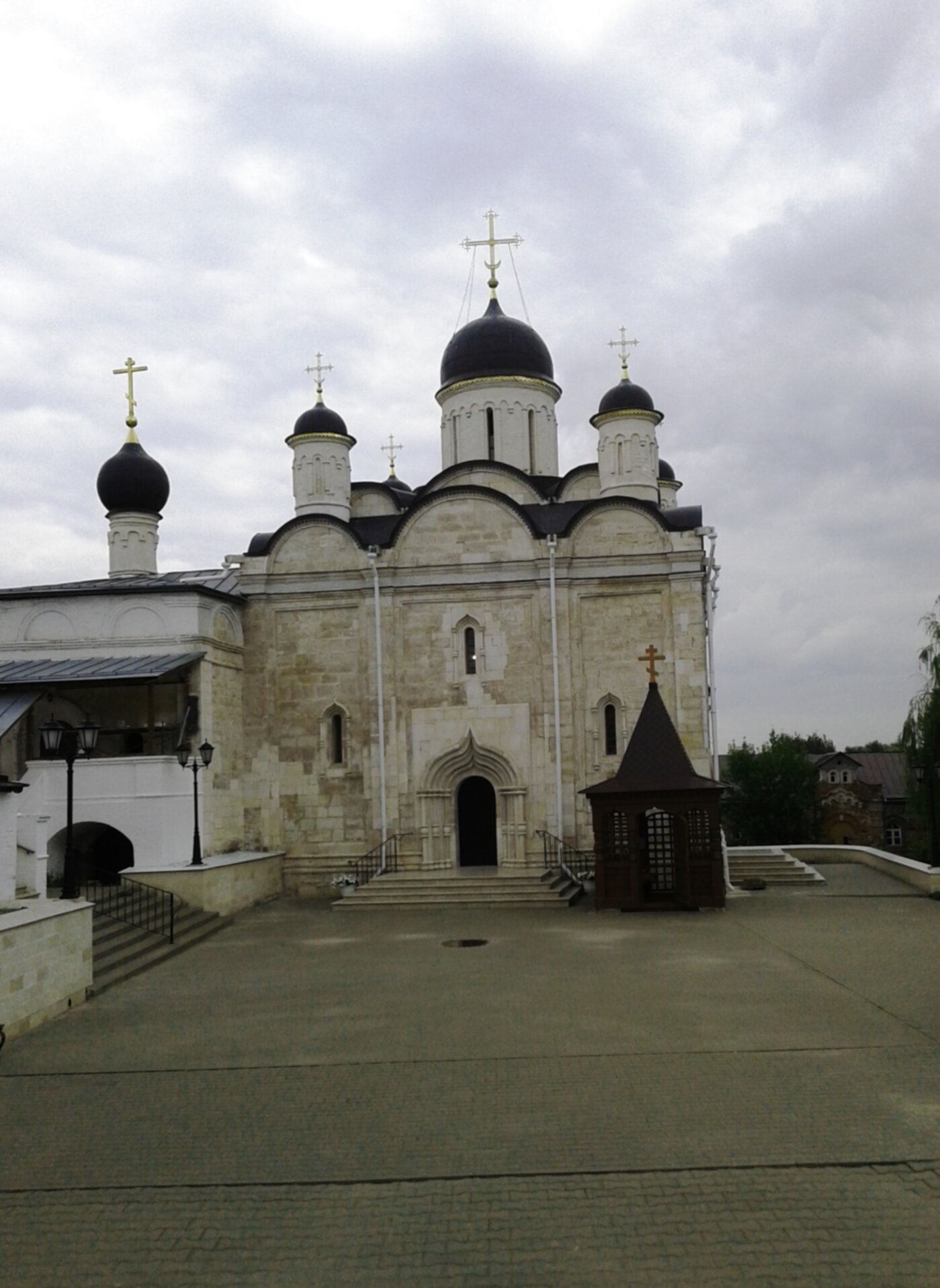 Введенский Владычный женский монастырь в Серпухове