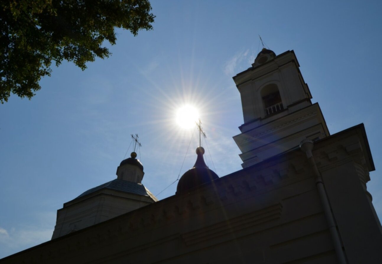 Храм Святых Апостолов Петра и Павла в Тарусе