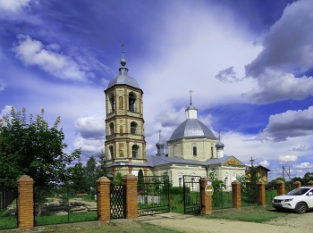 Церковь Троицы Живоначальной в селе Троицкое