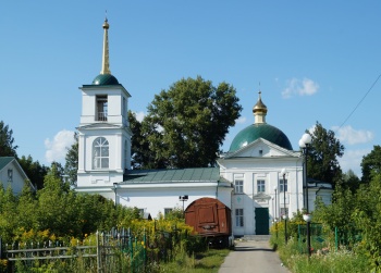 Храм великомученика Димитрия Солунского на Чулковском кладбище в Туле