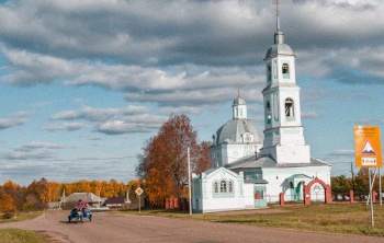 Церковь святителя Николая Чудотворца в селе Нежнур