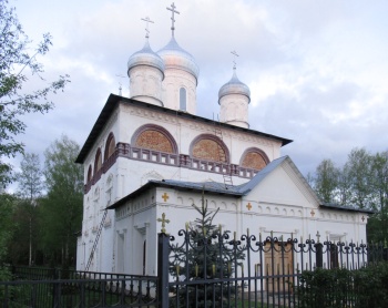 Церковь Троицы Живоначальной в Старой Руссе