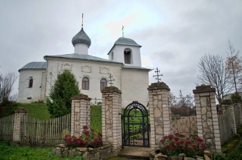 Спасская церковь в городе Порхове