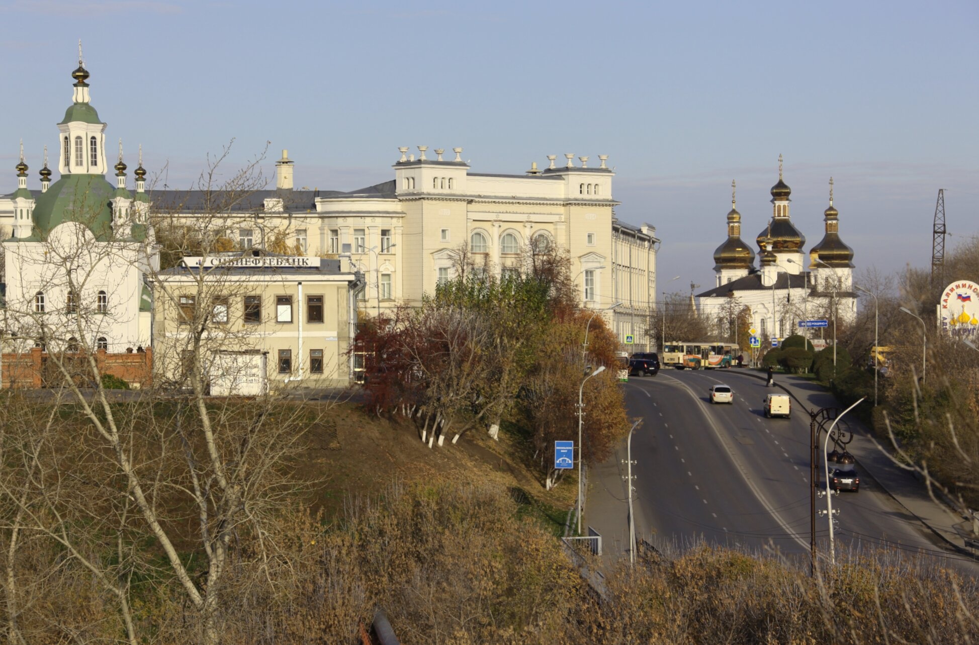 Крестовоздвиженская церковь в Тюмени - православный храм с историей с XVIII века