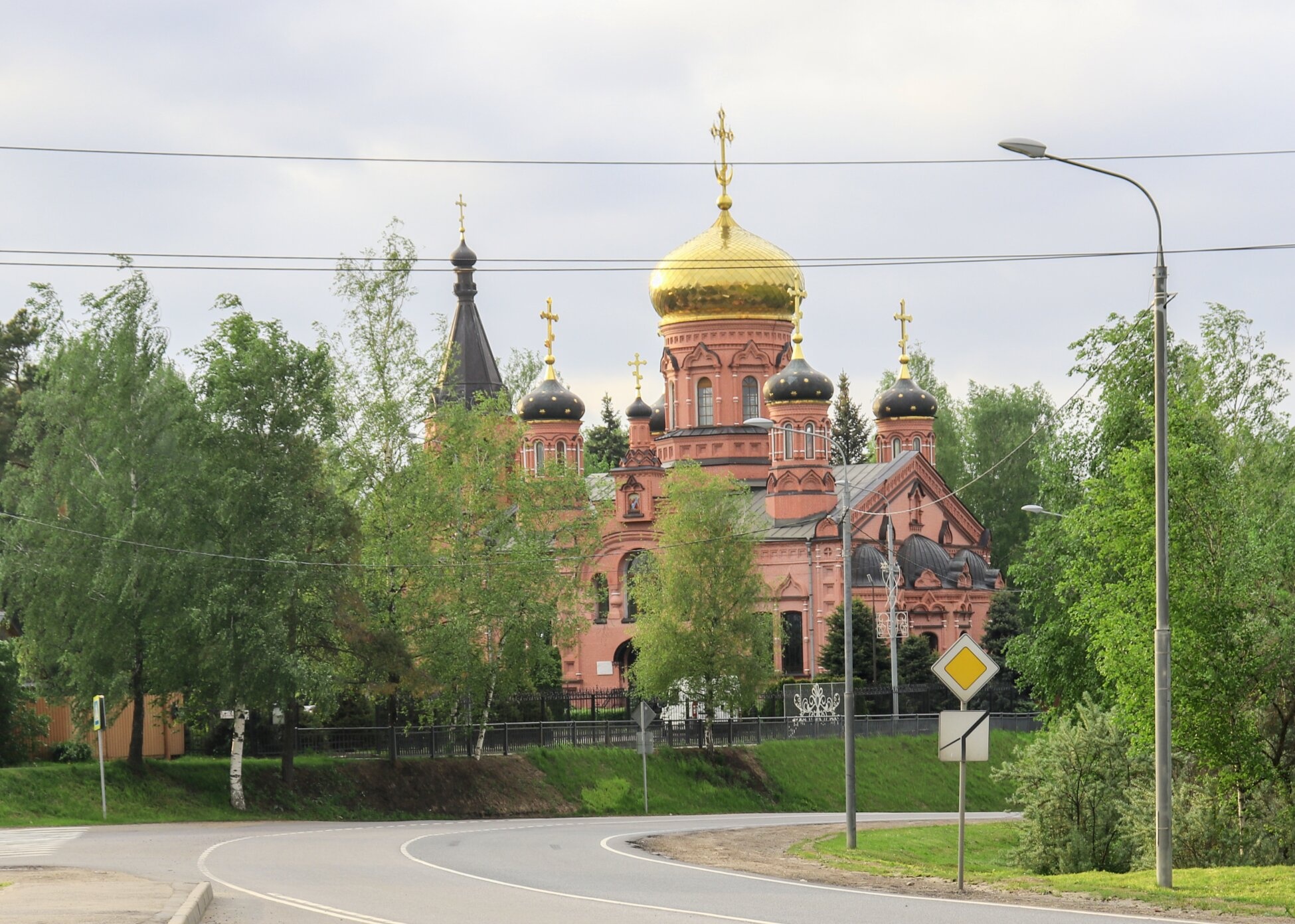 Храм Пророка Божия Илии в селе Изварино