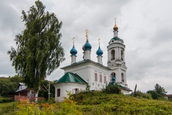 Храм Святой Великомученицы Варвары в Плёсе