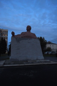 Памятник И.И. Редикорцеву в городе Копейске