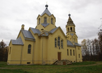 Храм Происхождения Честных Древ Животворящего Креста Господня в Лисино-Корпус