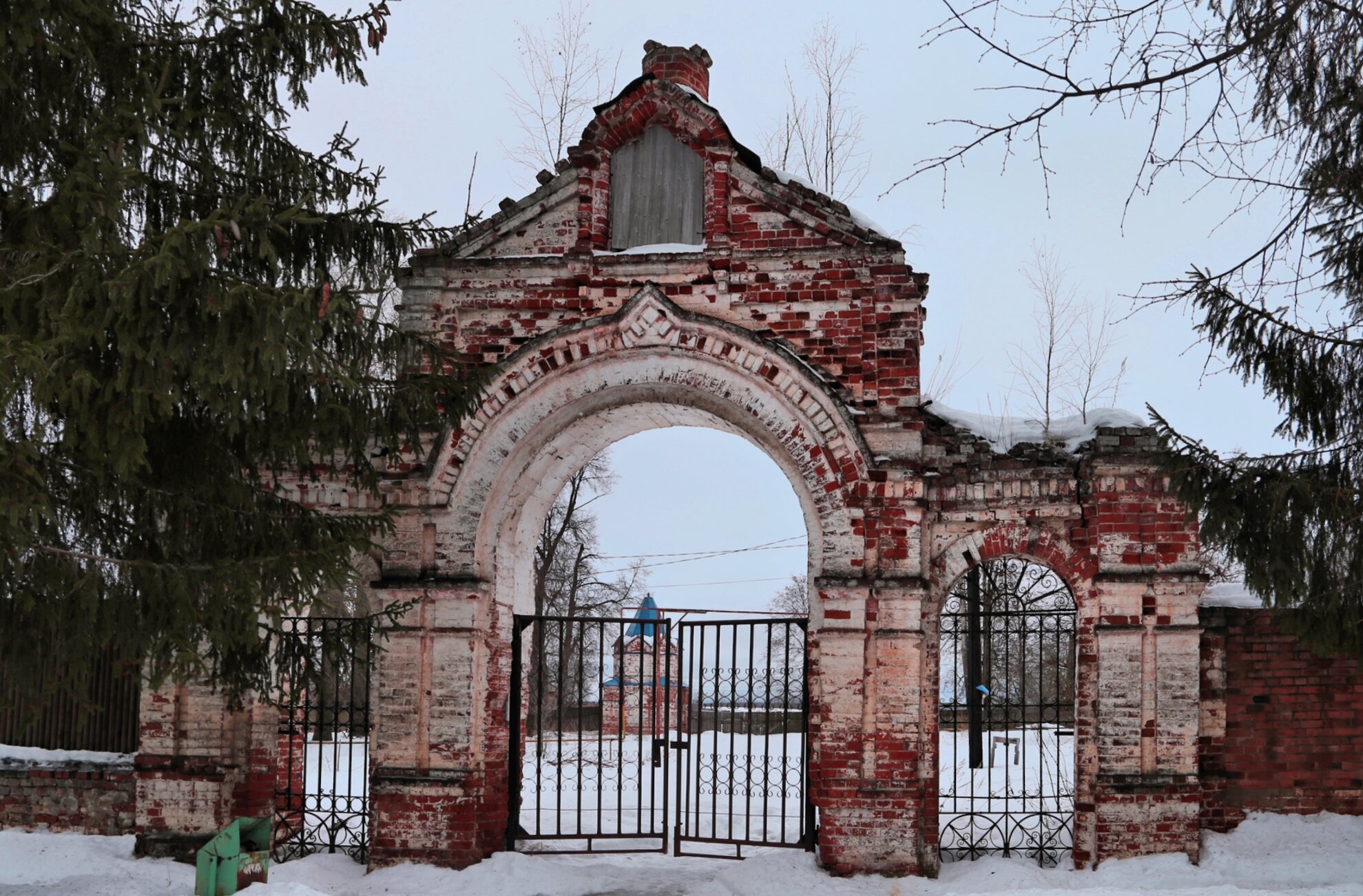 Церковь Покрова Пресвятой Богородицы в Омофорово