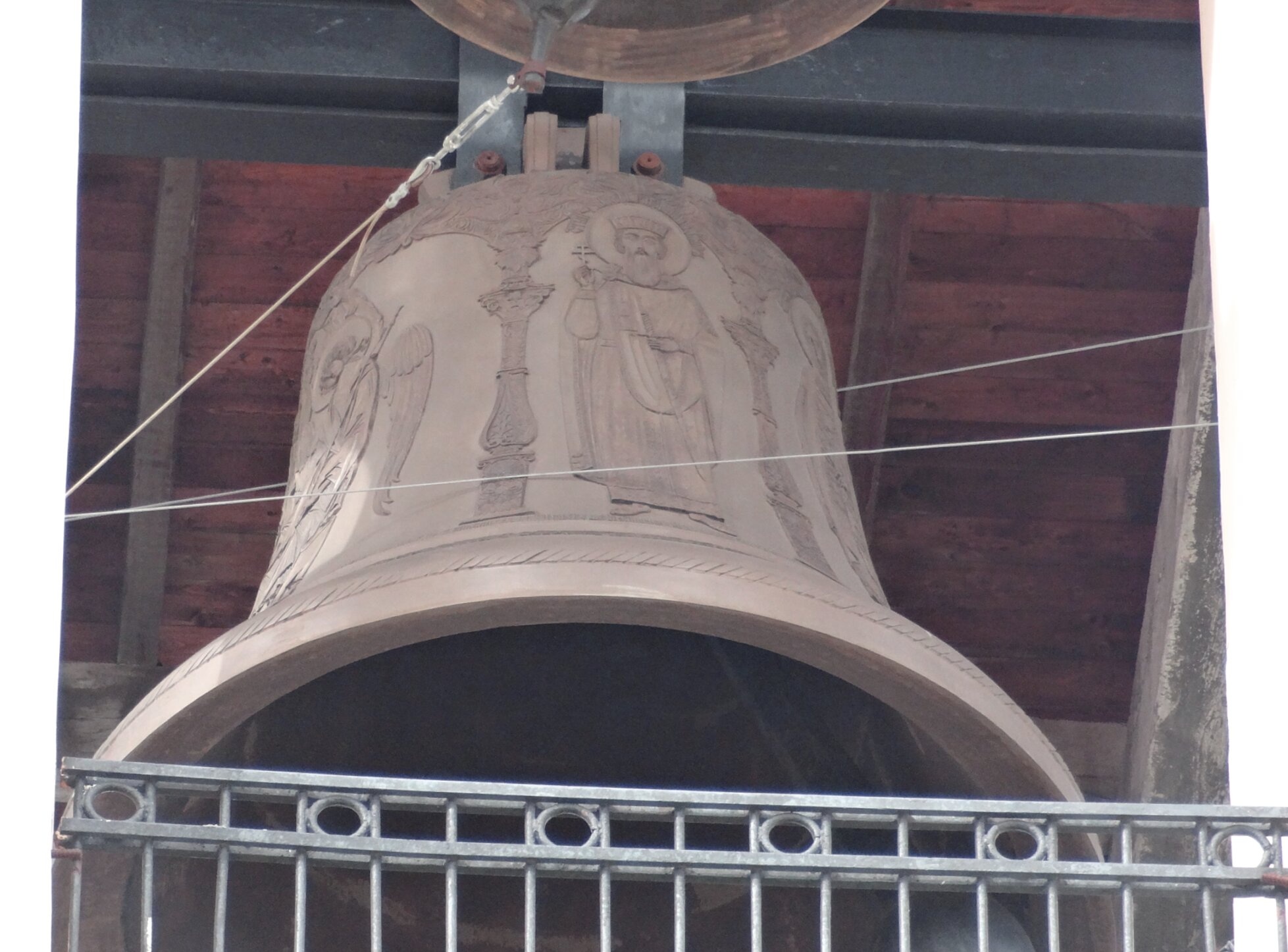 Колокол Свято-Троицкого храма в Каменске-Уральском