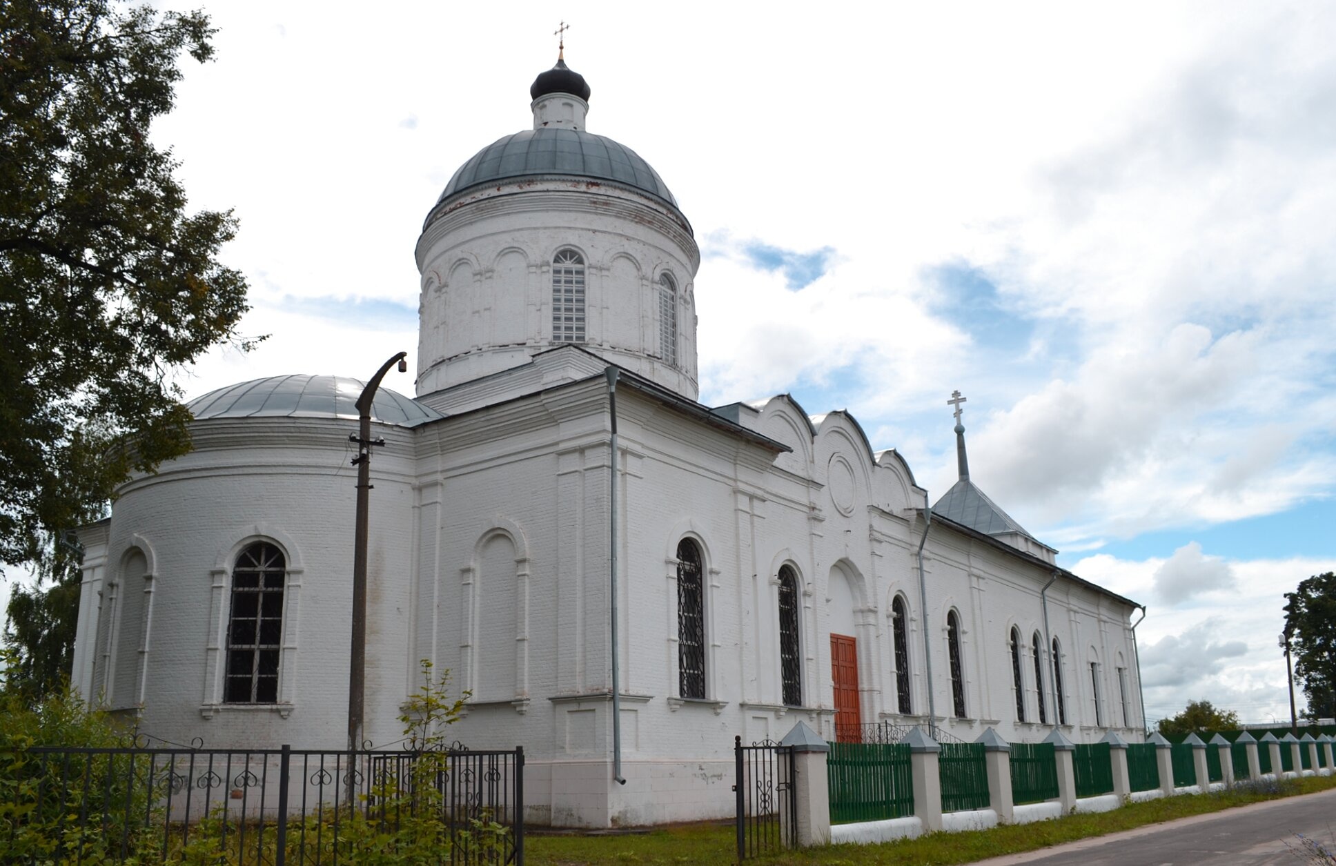 Храм Великомученика Димитрия Солунского в Дмитровском Погосте