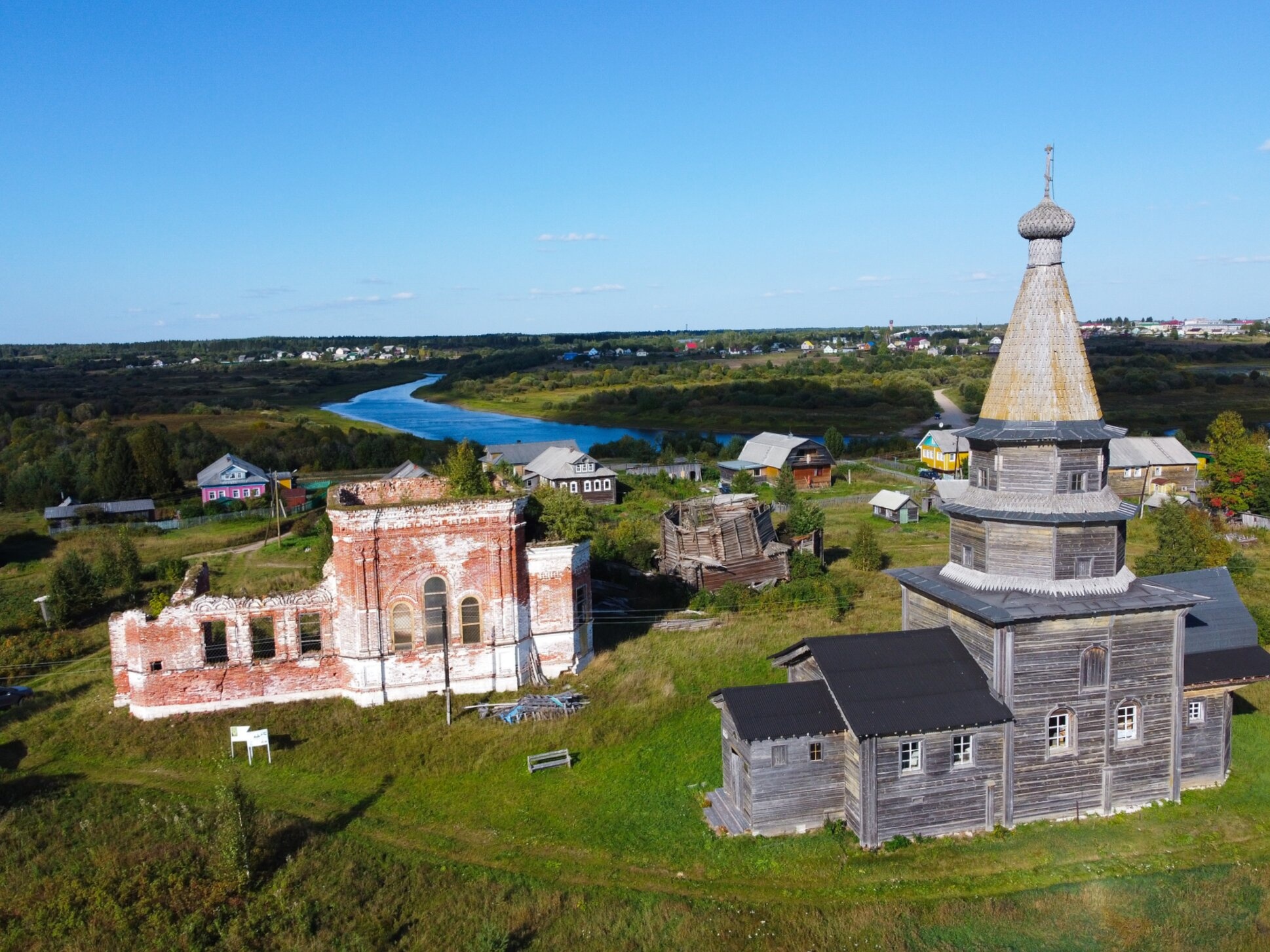 Церковный комплекс в селе Хаврогоры Архангельской области