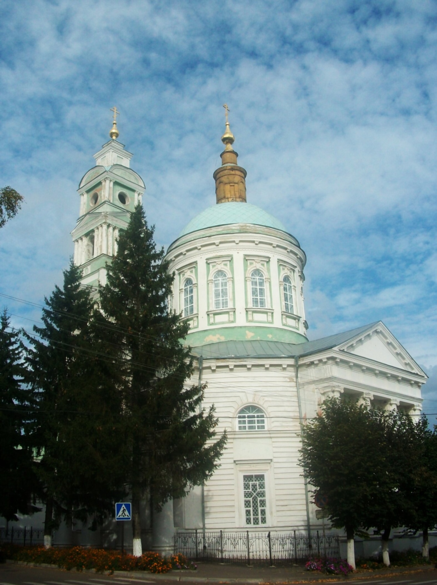 Покровский собор в городе Рыльске