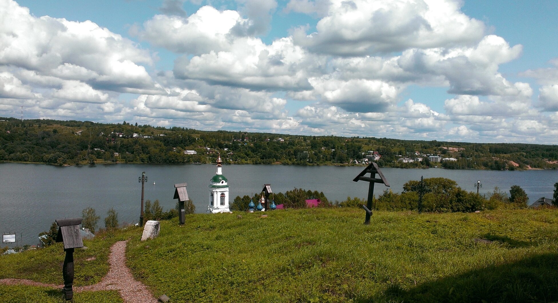 Церковь Воздвижения Креста Господня в селе Красинское
