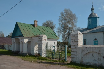 Церковь Успения Пресвятой Богородицы в деревне Молочково