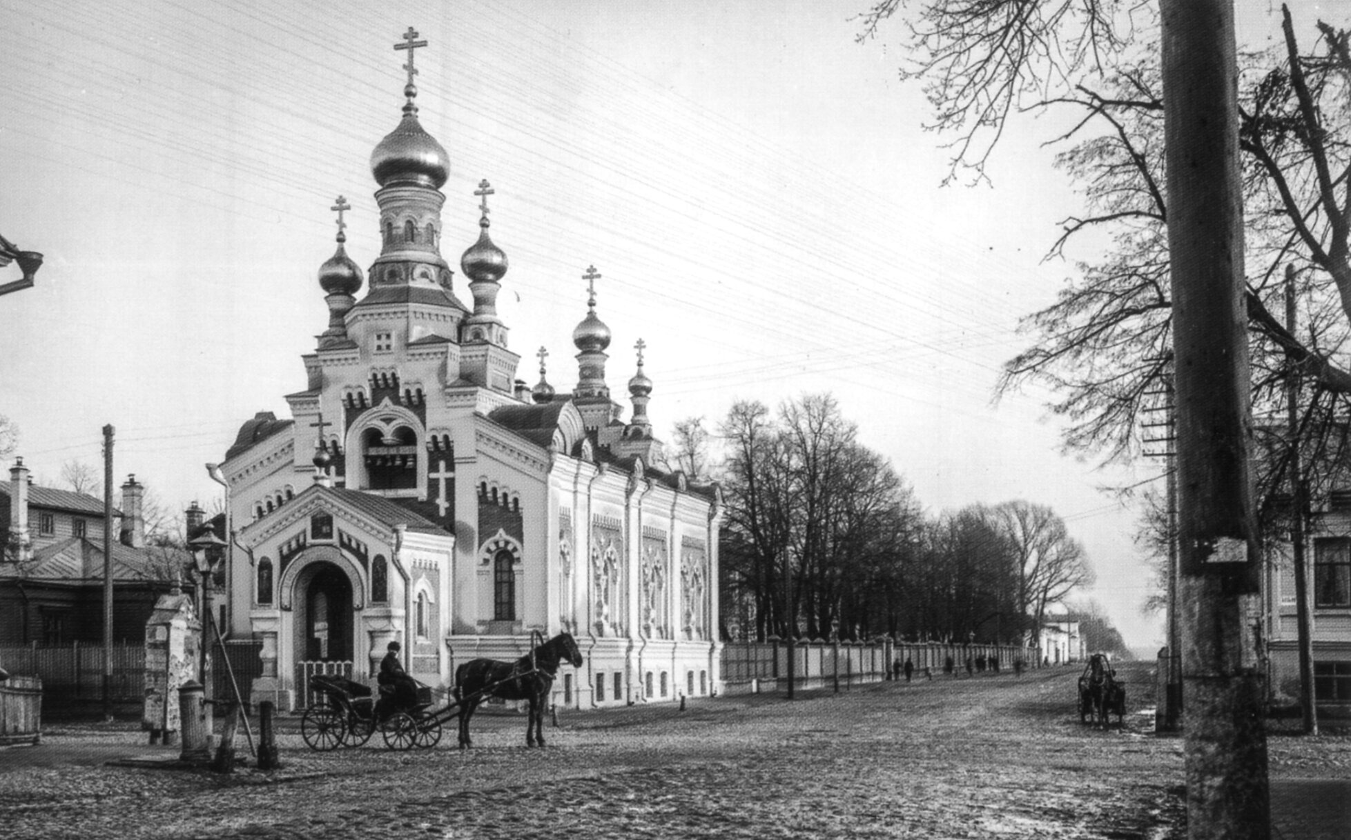 Церковь иконы Божией Матери «Всех скорбящих Радость» в Нижнем Новгороде на архивном снимке
