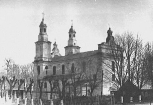 Покровская церковь в Толочине на исторической фотографии