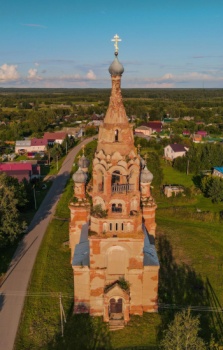 Церковь Рождества Христова в селе Комсомольск