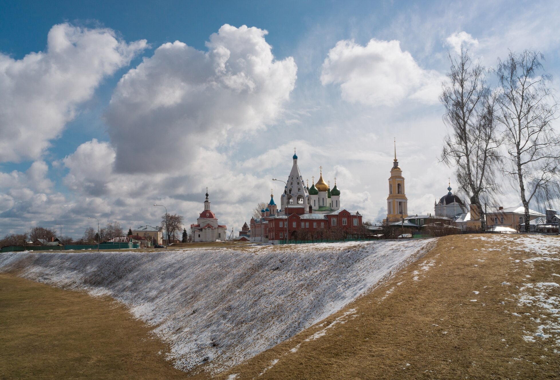 Архитектурный ансамбль Соборной площади Коломенского кремля