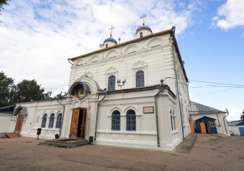 Введенский кафедральный собор в Чебоксарах