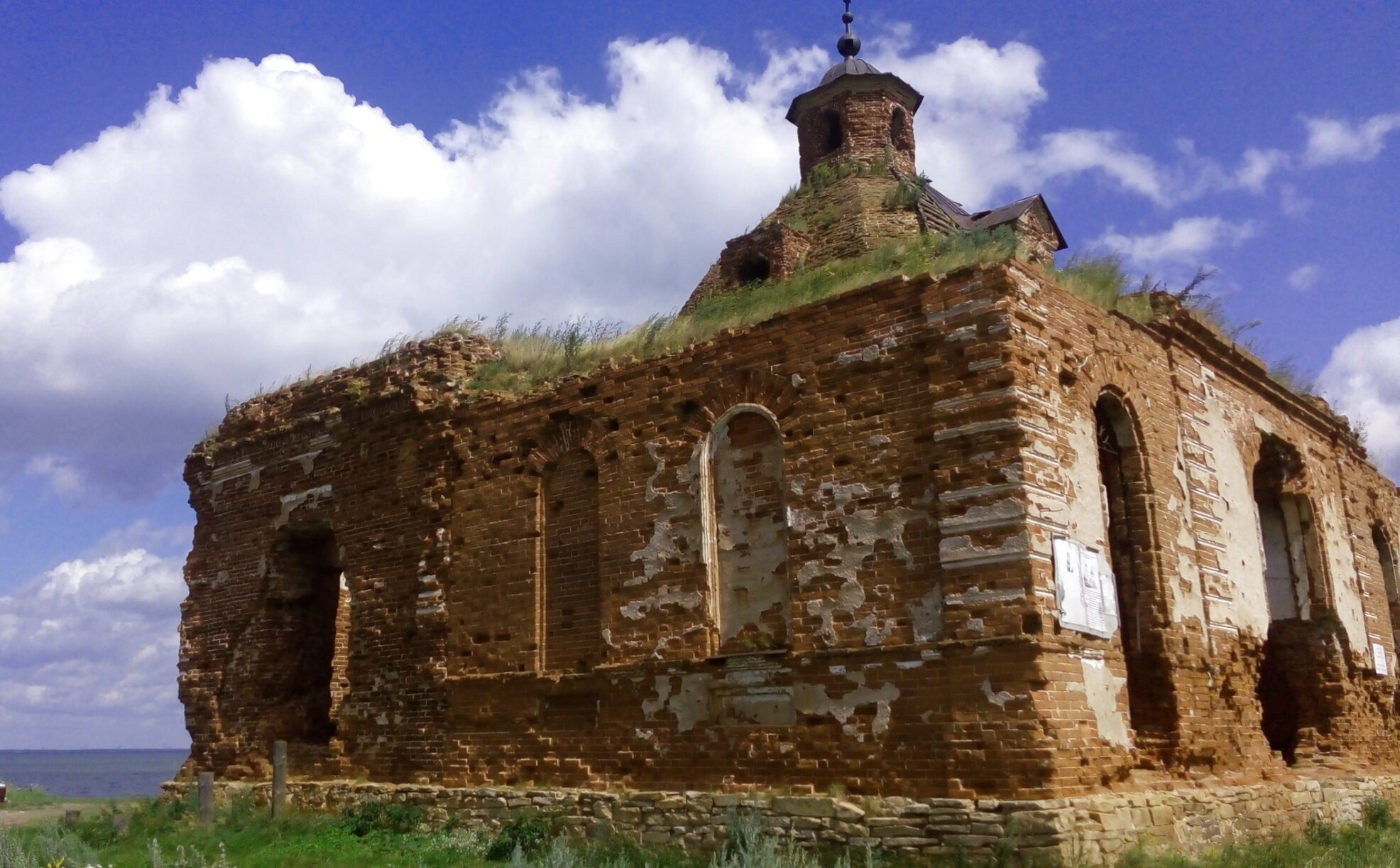 Церковь Тихвинской иконы Божией Матери в селе Рыбниковском