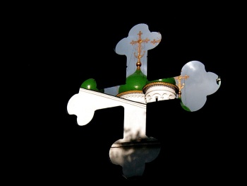 Иконостас Храма Троицы Живоначальной в Листах: внутреннее убранство