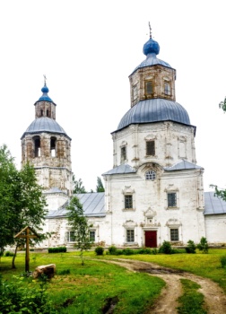 Церковь Покрова Пресвятой Богородицы в селе Курмыш