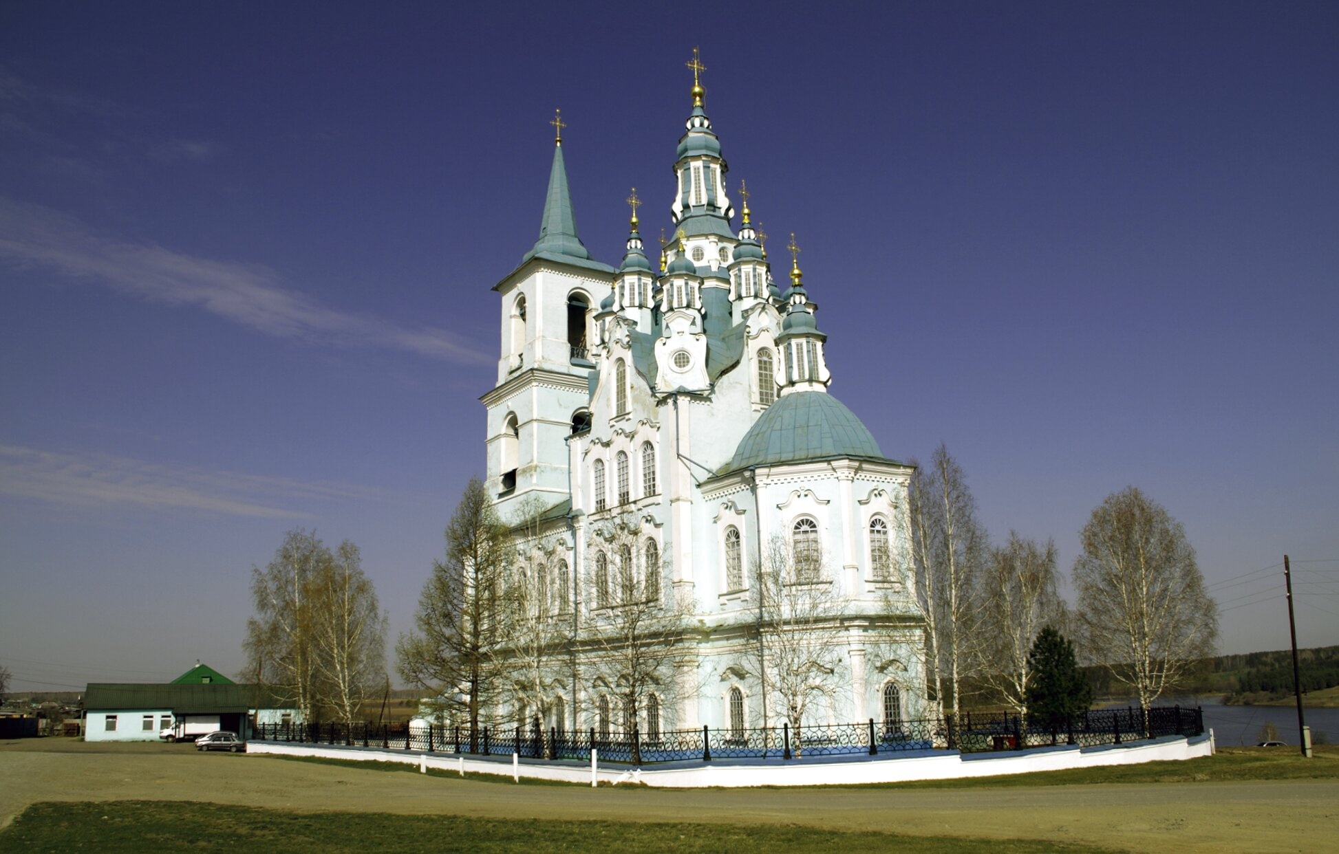 Храм Преображения Господня в Нижней Синячихе