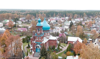 Покровский храм в селе Игумново: осенняя благодать