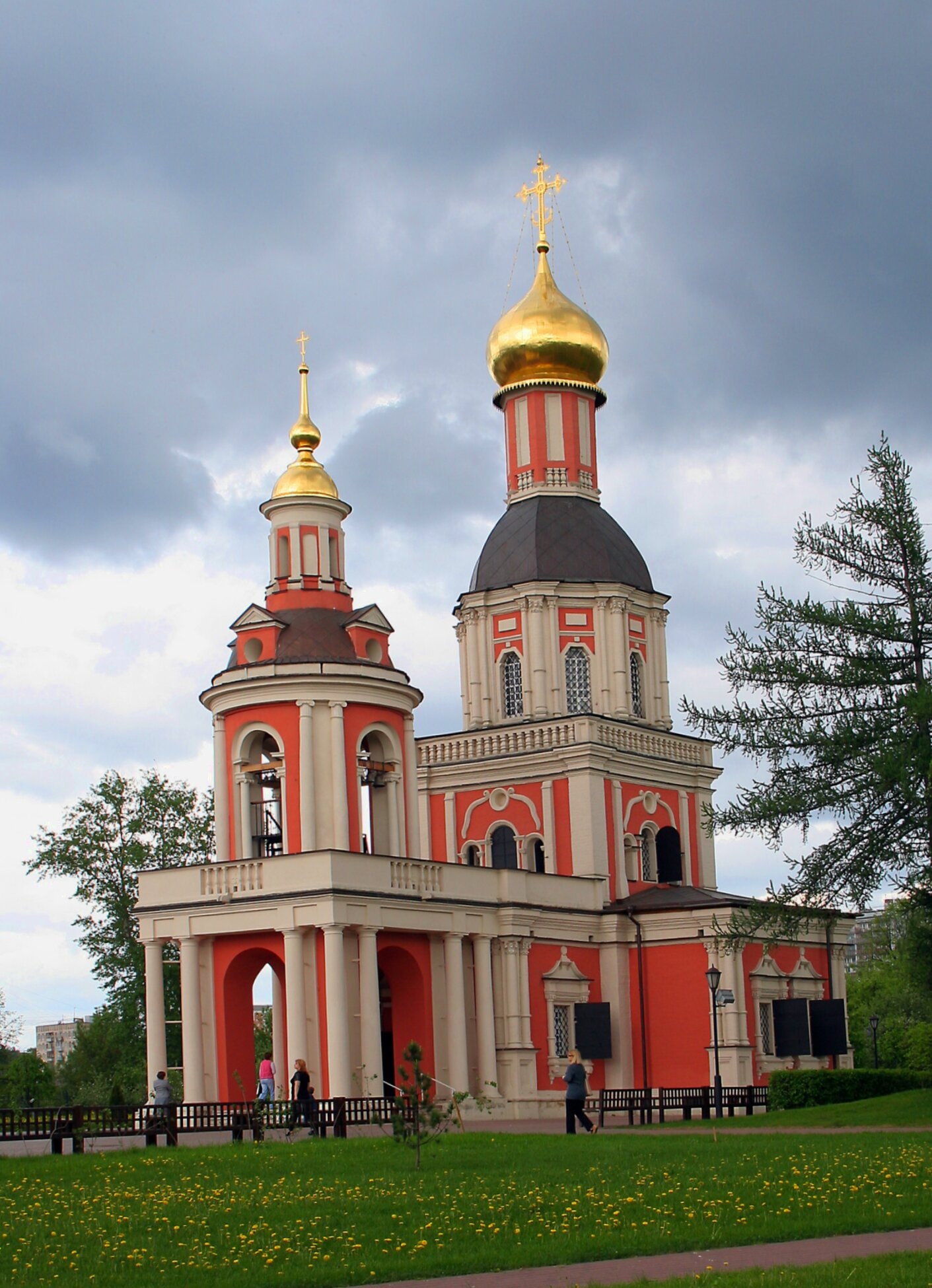 Храм Троицы Живоначальной в Свиблове