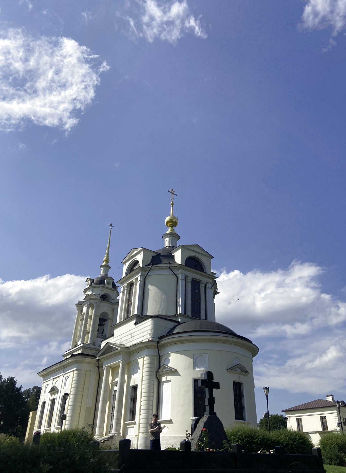 Храм иконы Божией Матери «Знамение» в Комлево